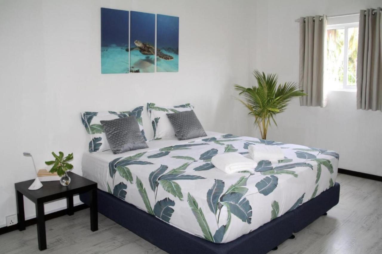Surf Yoga Camp Hotel Thulusdhoo Exterior photo